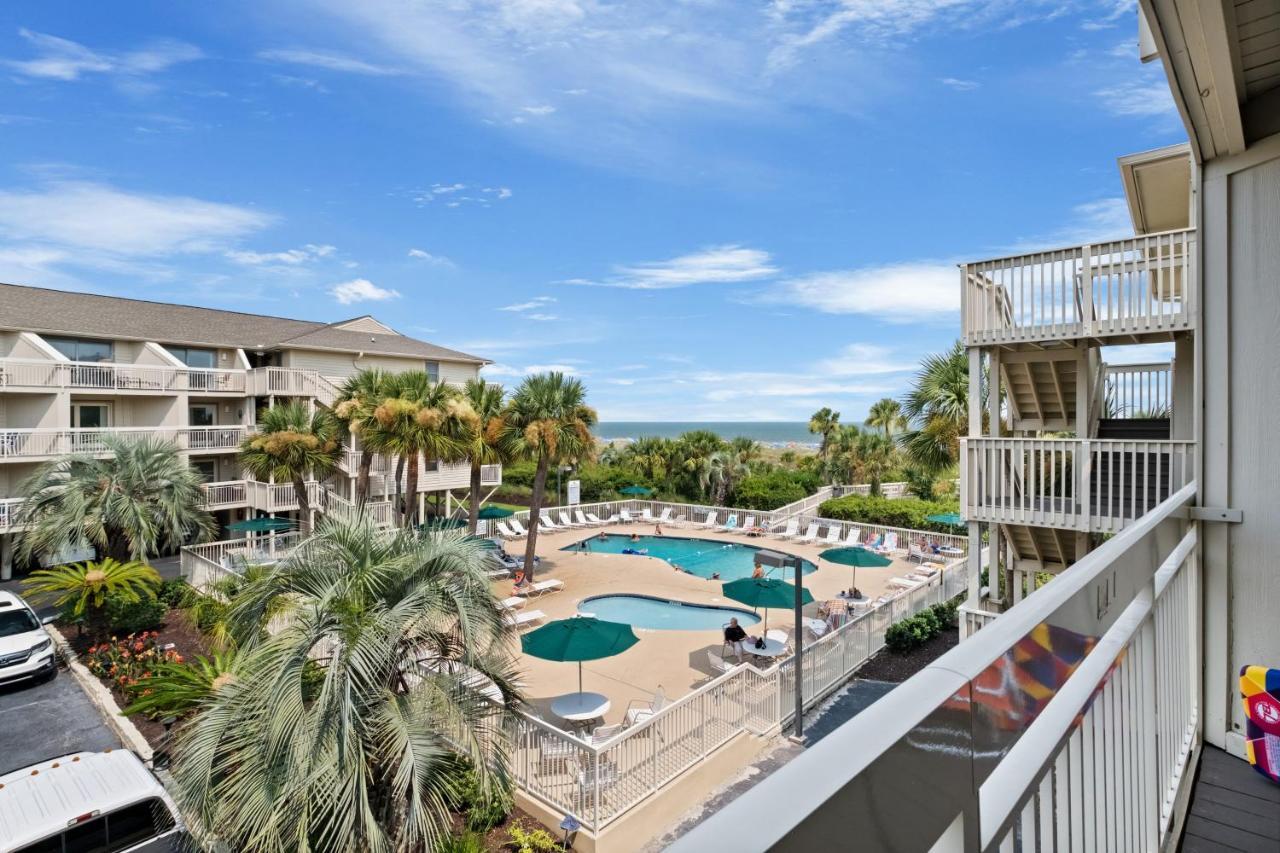 The Breakers #220 Beach Condo, Beautiful Ocean View At Coligny Beach, 4 N Forest Beach Drive Hilton Head, Walk To All Shops Restaurants, Renovated Jan 2024, Vacation Rental Hhi Llc Hilton Head Island Eksteriør billede