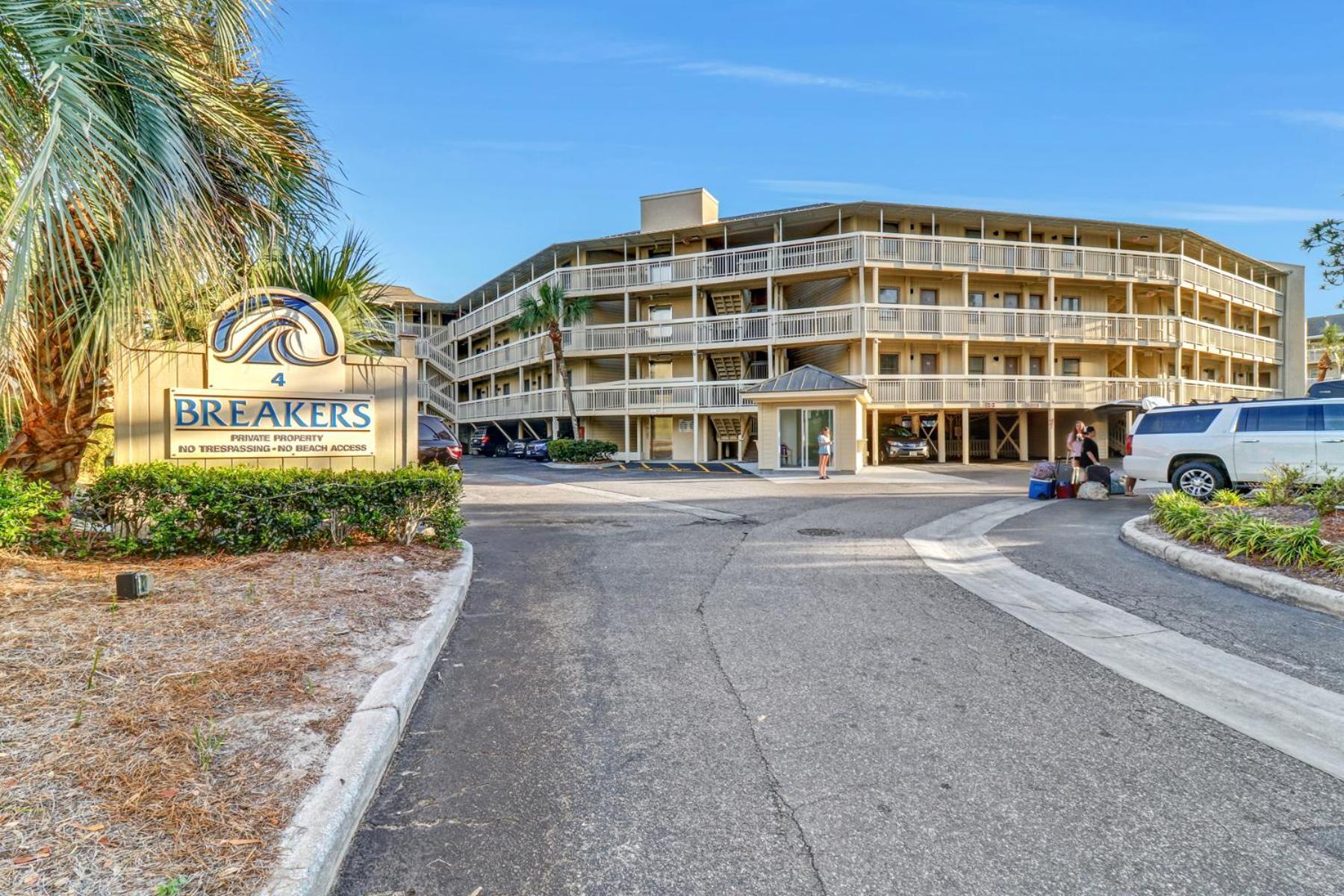 The Breakers #220 Beach Condo, Beautiful Ocean View At Coligny Beach, 4 N Forest Beach Drive Hilton Head, Walk To All Shops Restaurants, Renovated Jan 2024, Vacation Rental Hhi Llc Hilton Head Island Eksteriør billede