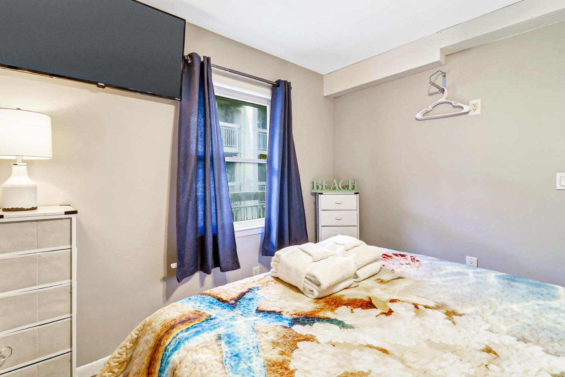 The Breakers #220 Beach Condo, Beautiful Ocean View At Coligny Beach, 4 N Forest Beach Drive Hilton Head, Walk To All Shops Restaurants, Renovated Jan 2024, Vacation Rental Hhi Llc Hilton Head Island Eksteriør billede