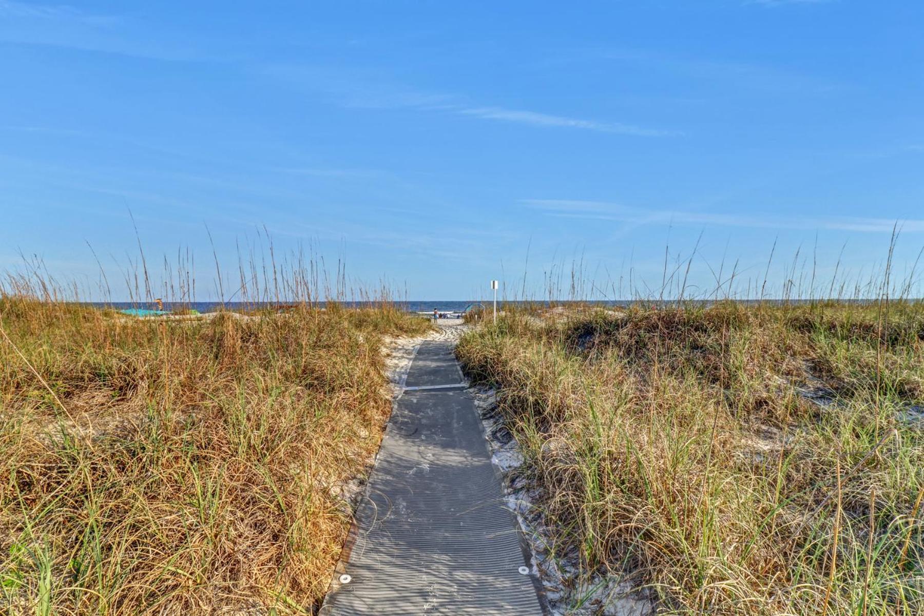 The Breakers #220 Beach Condo, Beautiful Ocean View At Coligny Beach, 4 N Forest Beach Drive Hilton Head, Walk To All Shops Restaurants, Renovated Jan 2024, Vacation Rental Hhi Llc Hilton Head Island Eksteriør billede