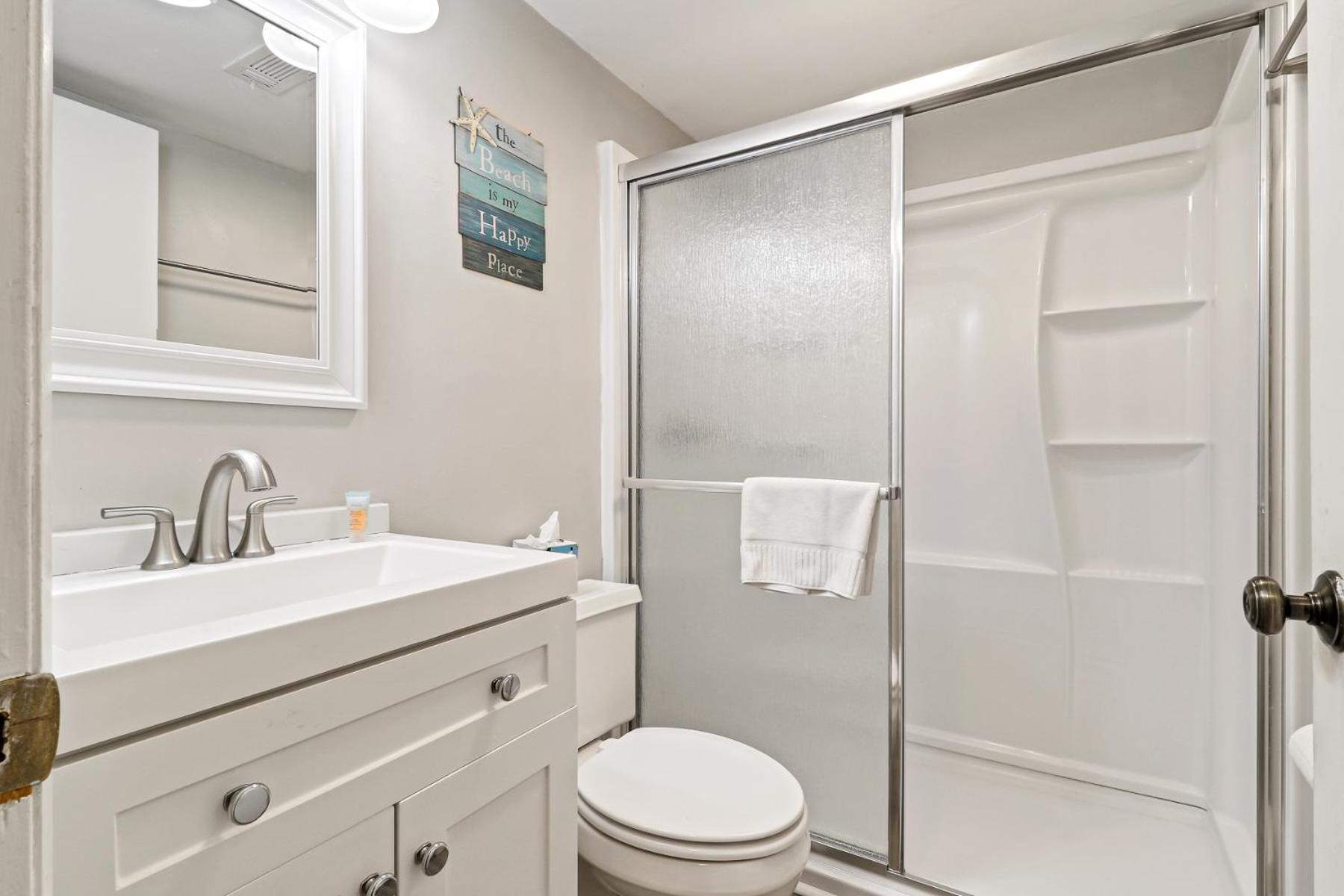 The Breakers #220 Beach Condo, Beautiful Ocean View At Coligny Beach, 4 N Forest Beach Drive Hilton Head, Walk To All Shops Restaurants, Renovated Jan 2024, Vacation Rental Hhi Llc Hilton Head Island Eksteriør billede