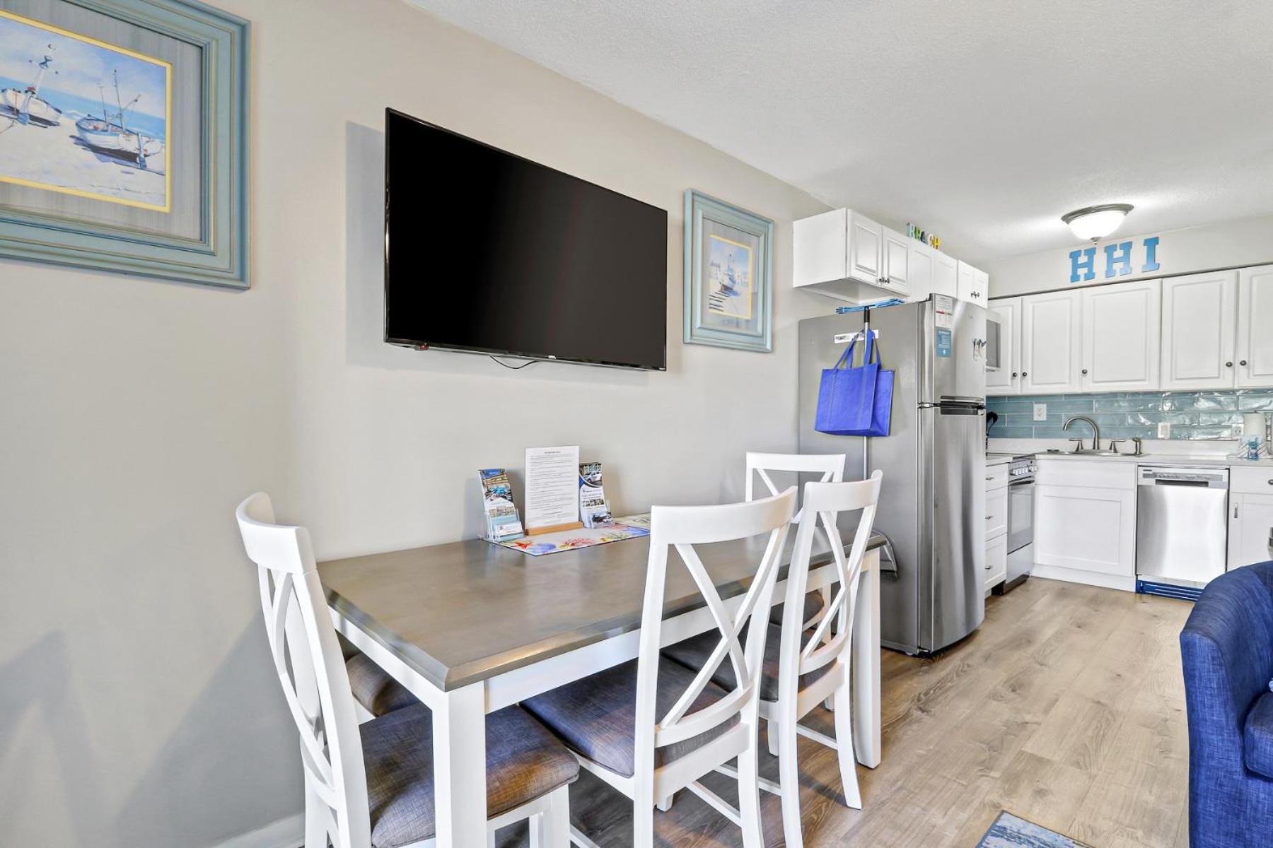 The Breakers #220 Beach Condo, Beautiful Ocean View At Coligny Beach, 4 N Forest Beach Drive Hilton Head, Walk To All Shops Restaurants, Renovated Jan 2024, Vacation Rental Hhi Llc Hilton Head Island Eksteriør billede